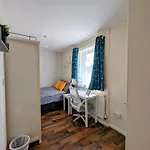 Cosy Double Room In Town Centre