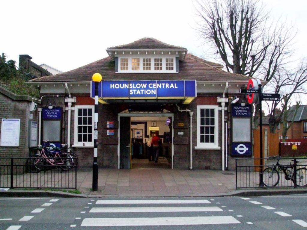 Cosy Double In Town Centre Hounslow