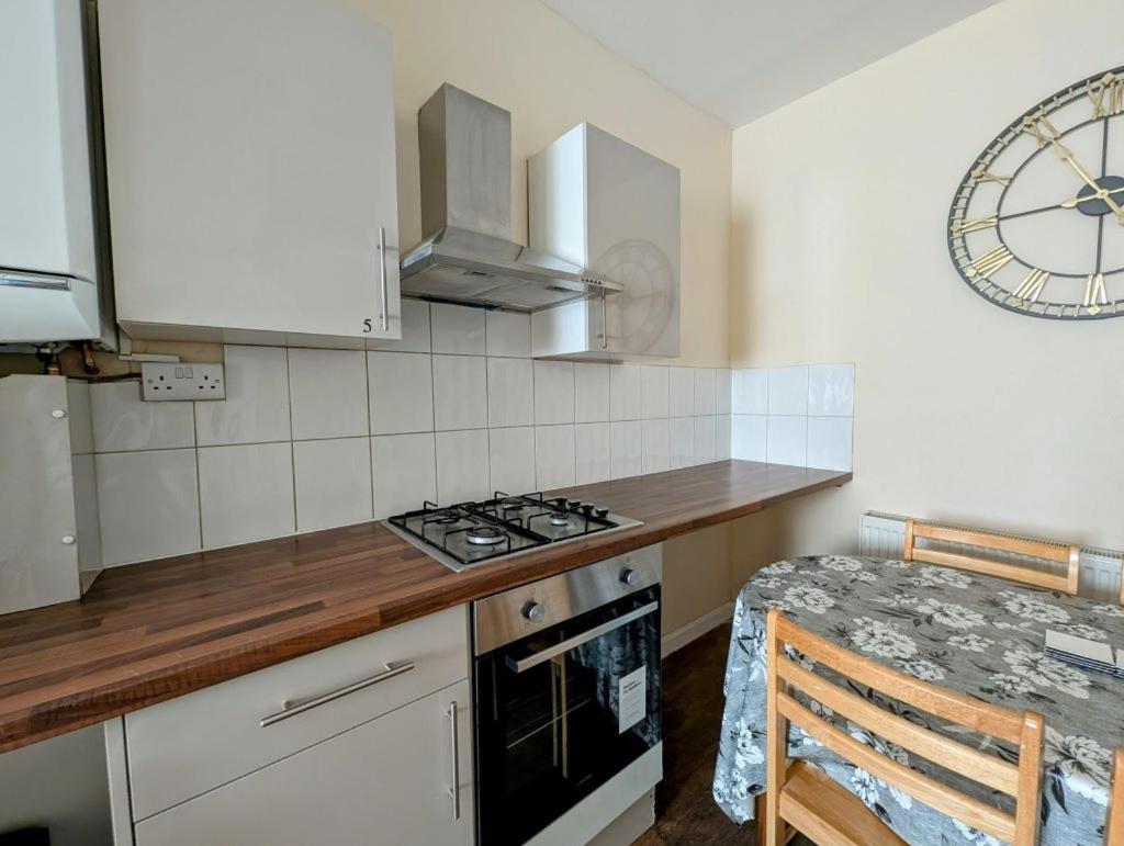 Apartment Cosy Double In Town Centre Hounslow